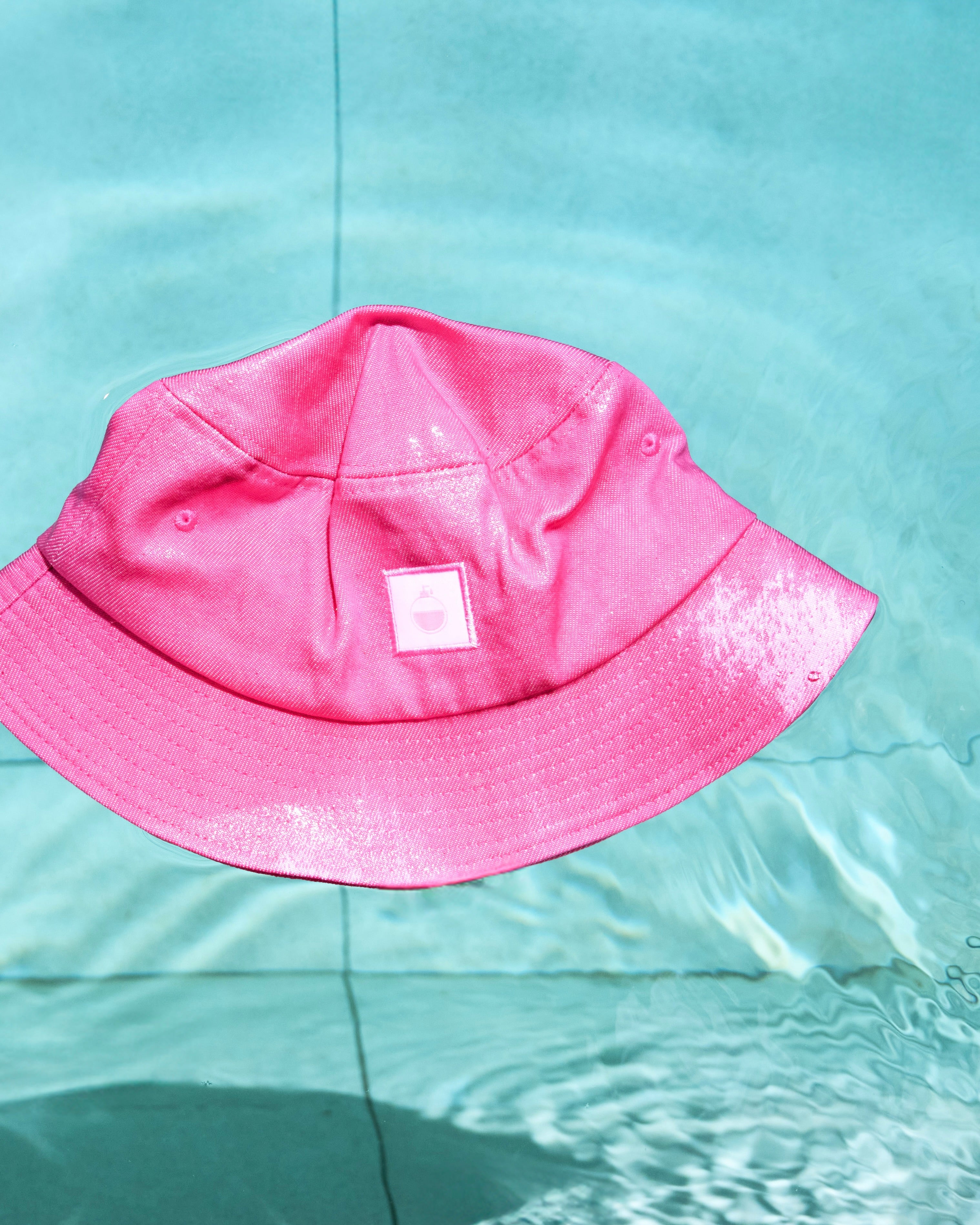 The GLOWiD Bucket Hat