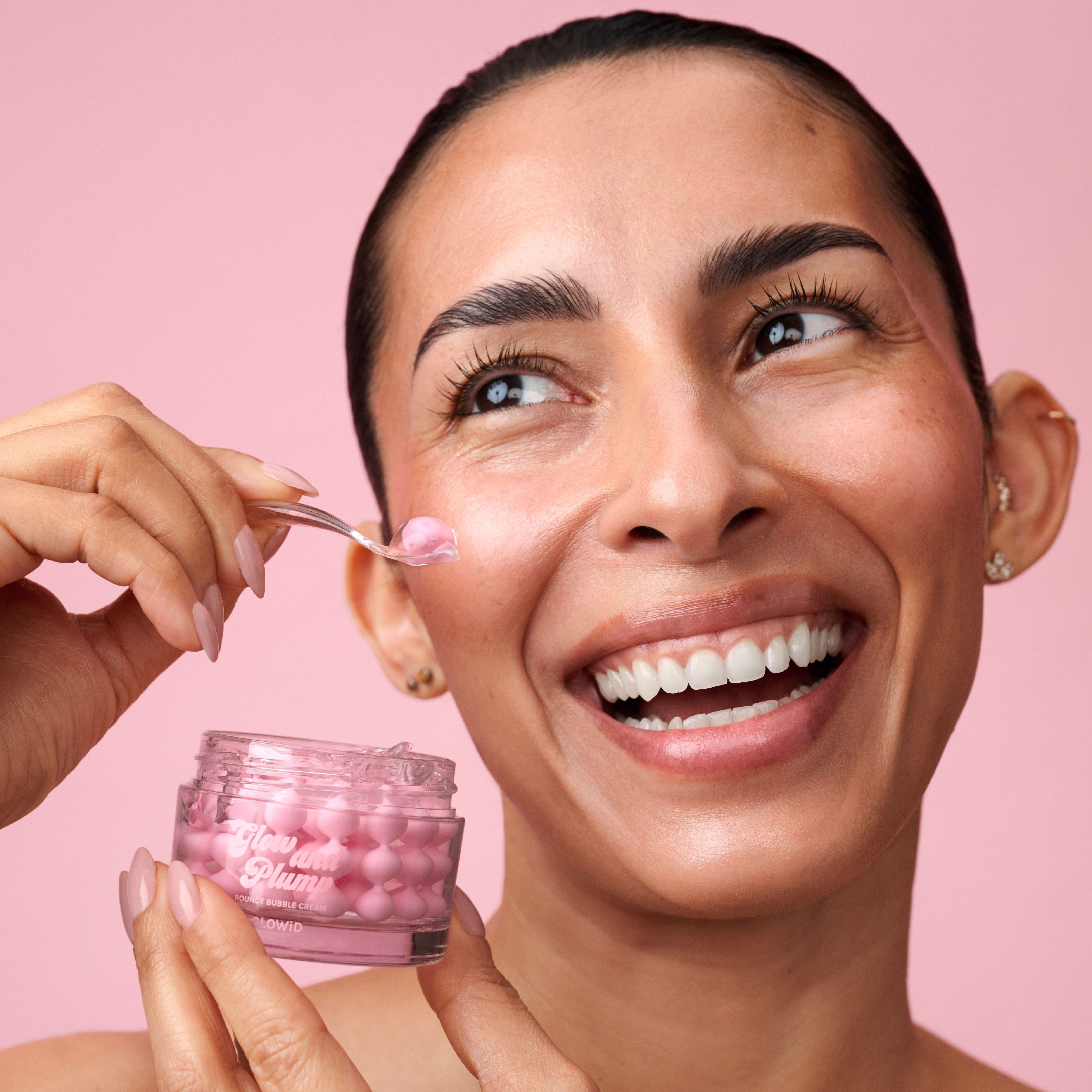 Glow and Plump Bouncy Bubble Cream